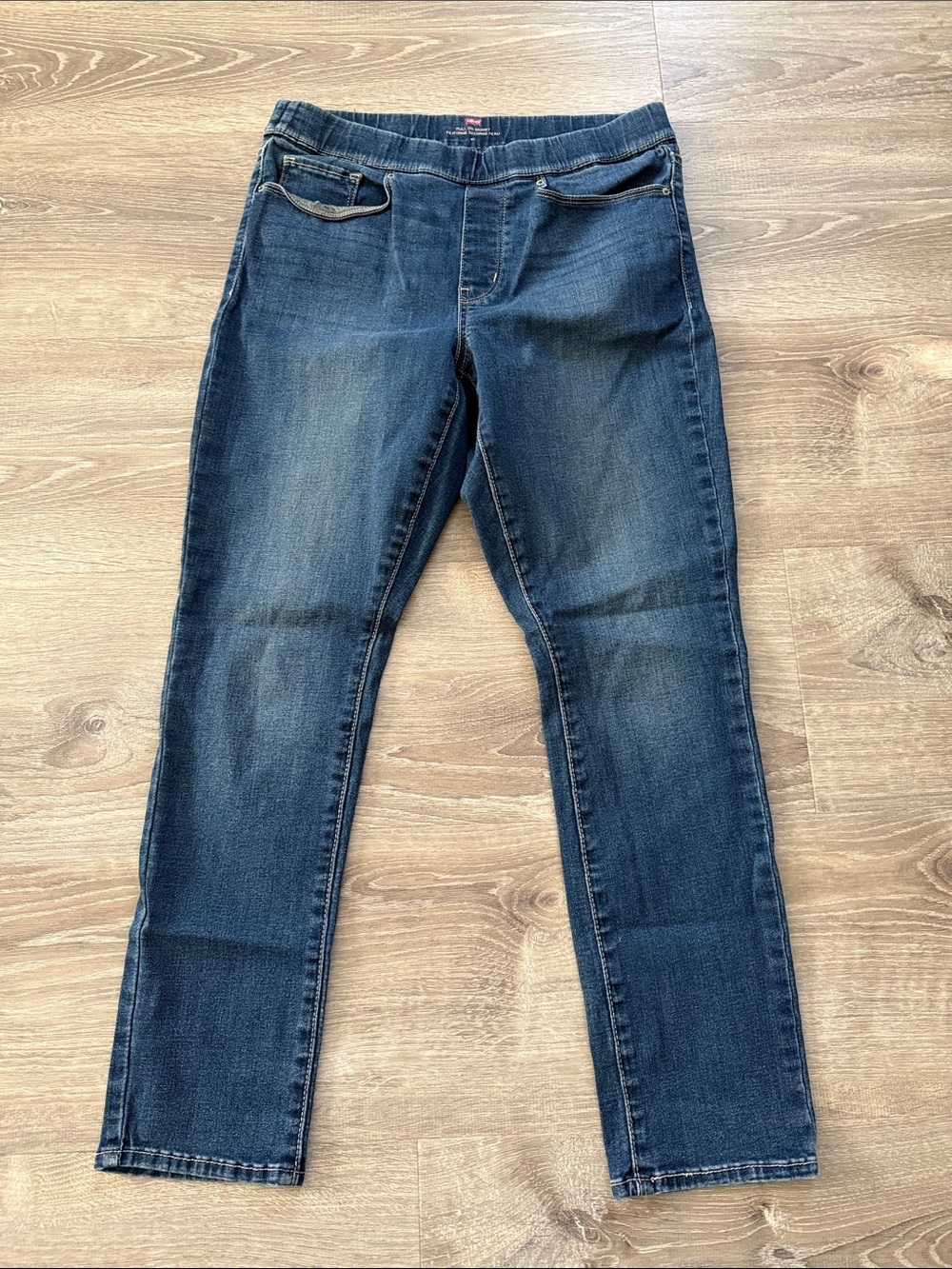 Levi’s Pull on skinny jeans